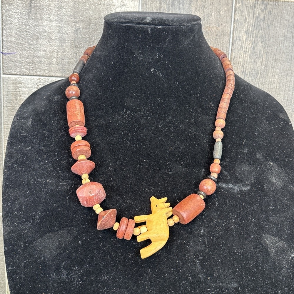 Vintage Safari Tribal Necklace Carved Animal Pendant Wood Stone‎ Boho